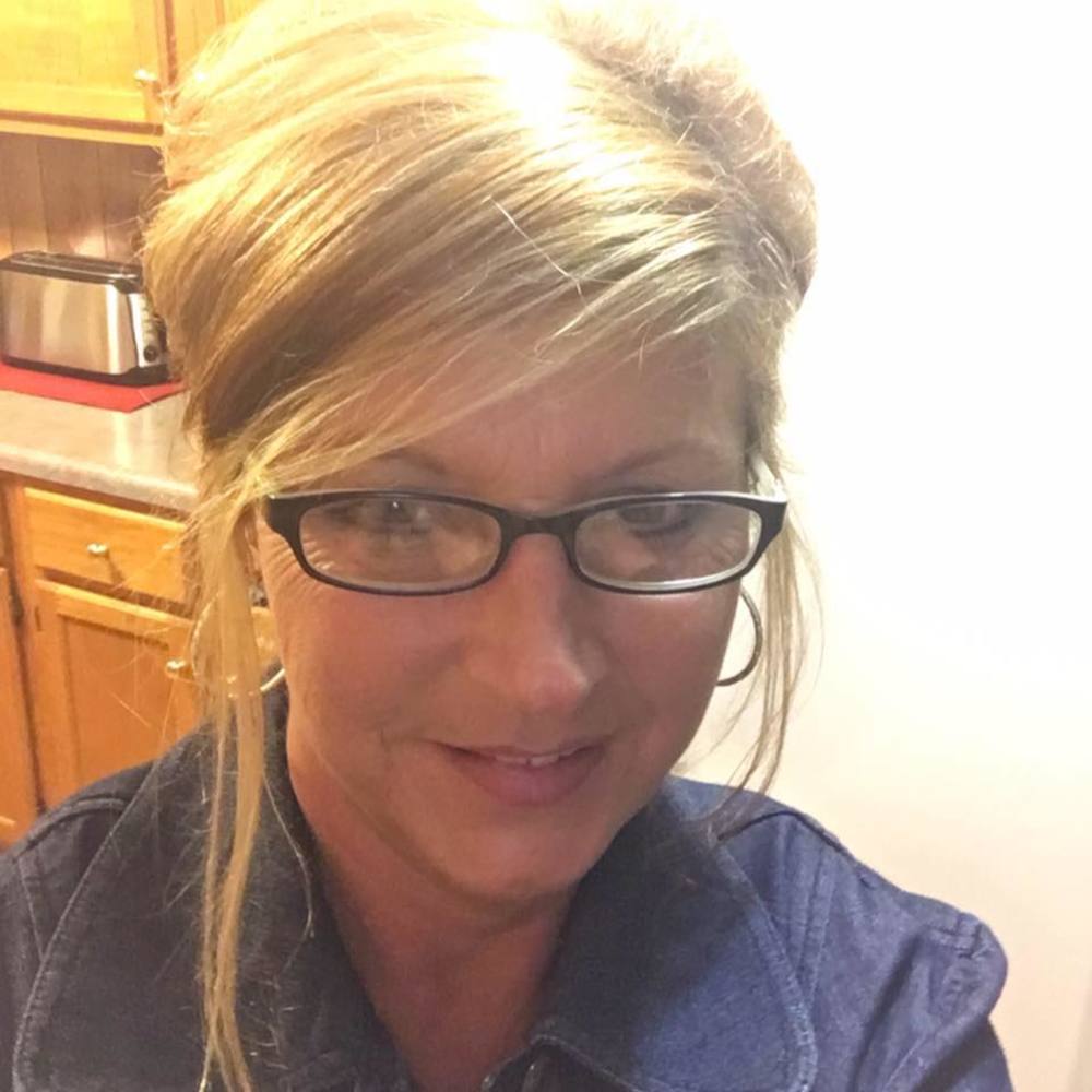 Meet your Posher, Derita